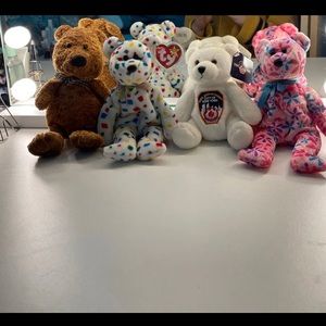 Lot of 4 plush beanie babies
